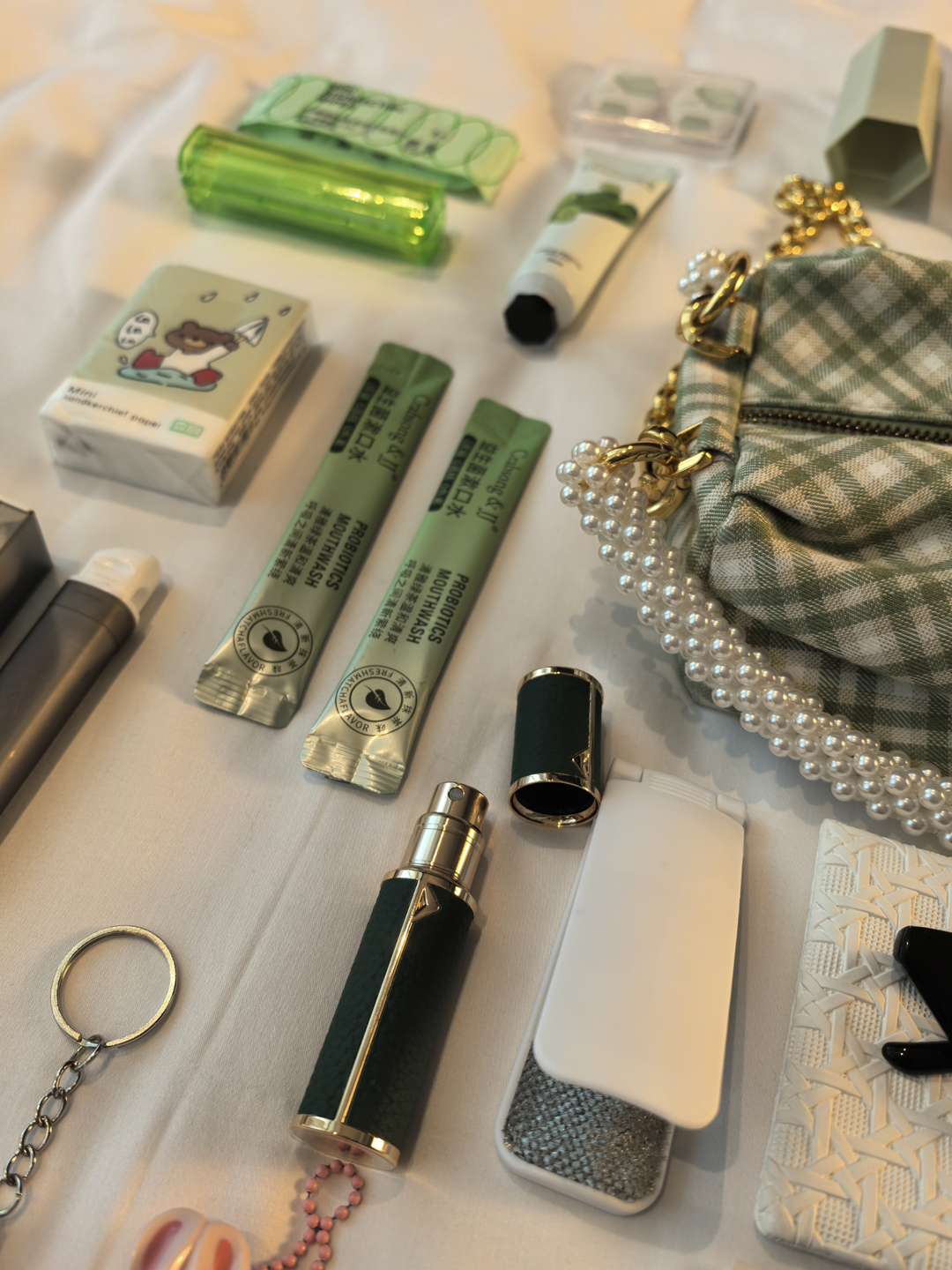 From One Pro to Another: Your Dubai Survival Kit for Crushing It on the Go