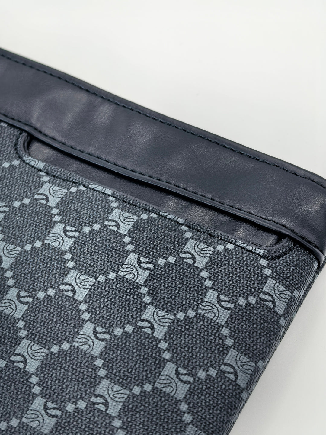 Men Slim Clutch