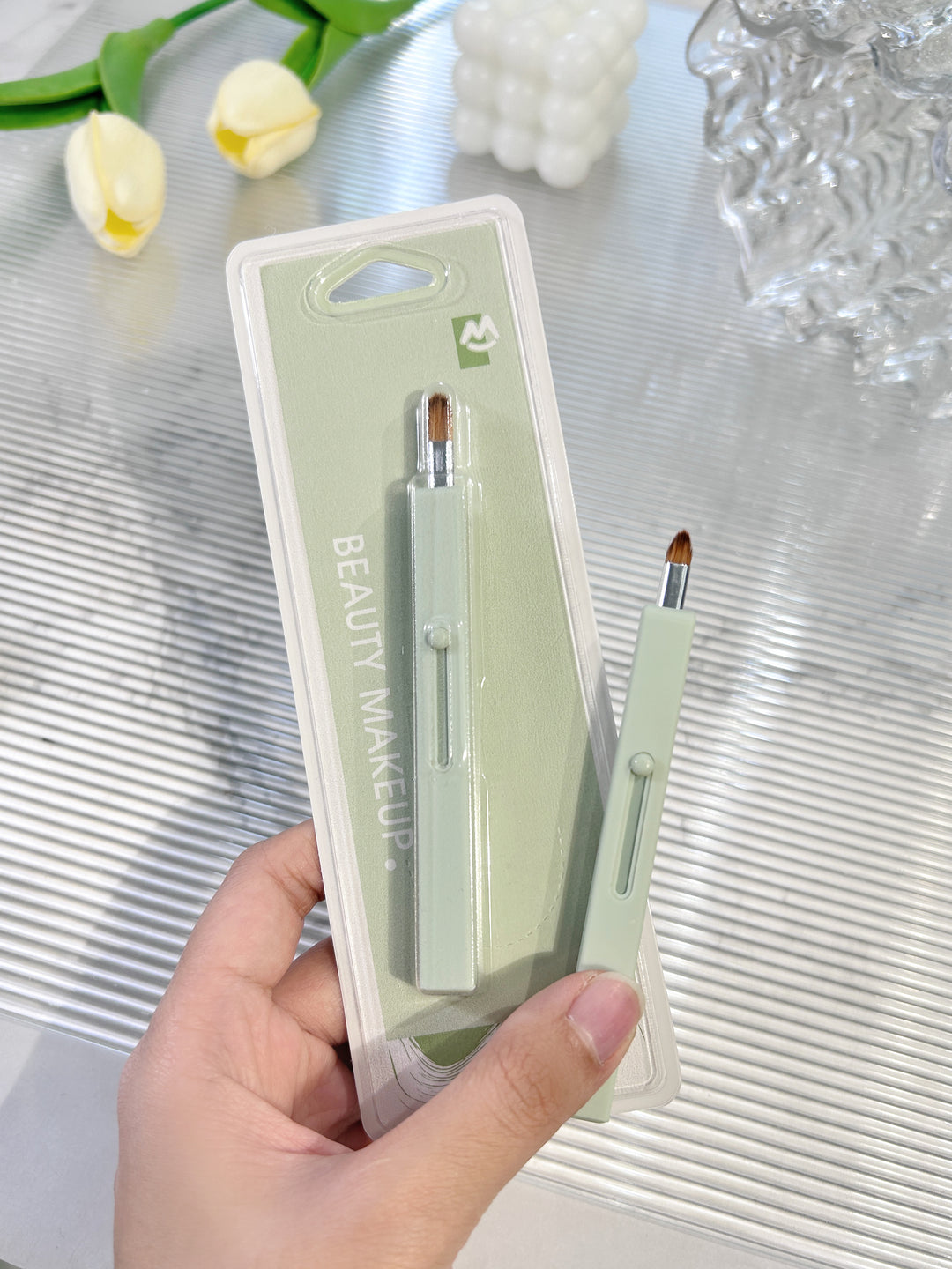 Retractable Lip Brush